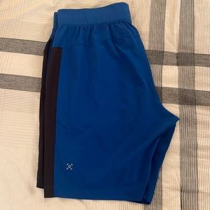 Lululemon men’s gym shorts. Size XL. 9’ inseam